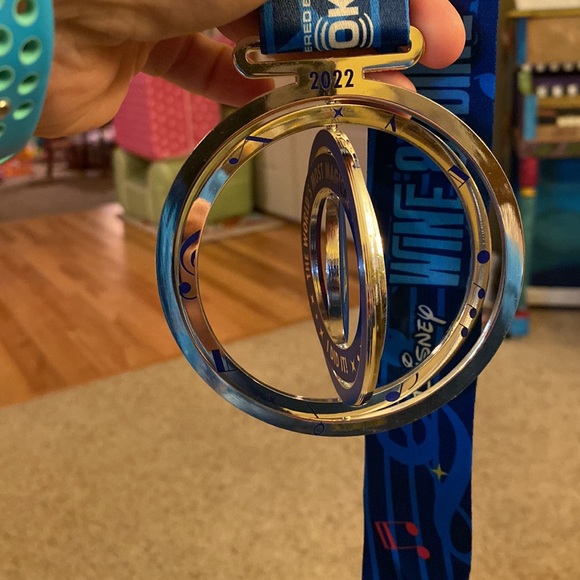 RunDisney Wine and Dine 2022 1/2 Marathon Medal - Picture 3 of 4